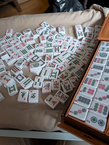 Amazon.co.jp: American Mahjongゲームセット 166枚の白い彫刻タイル