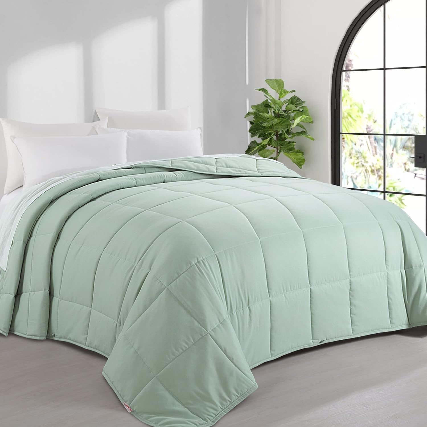 HOMBYS Comforter
