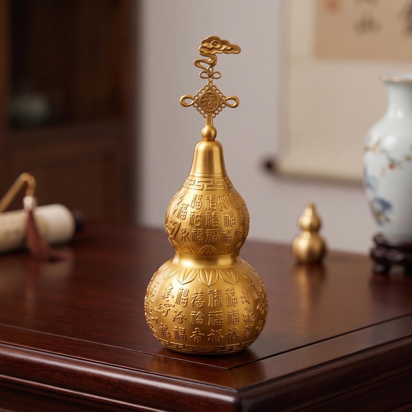 Calabaza de Latón Figura Ornamento Escultura Estatua Acabado Latonado con Relieve Chino y Adecuada para Entrada Sala Estantería Escritorio de Trabajo Colección 24cm
