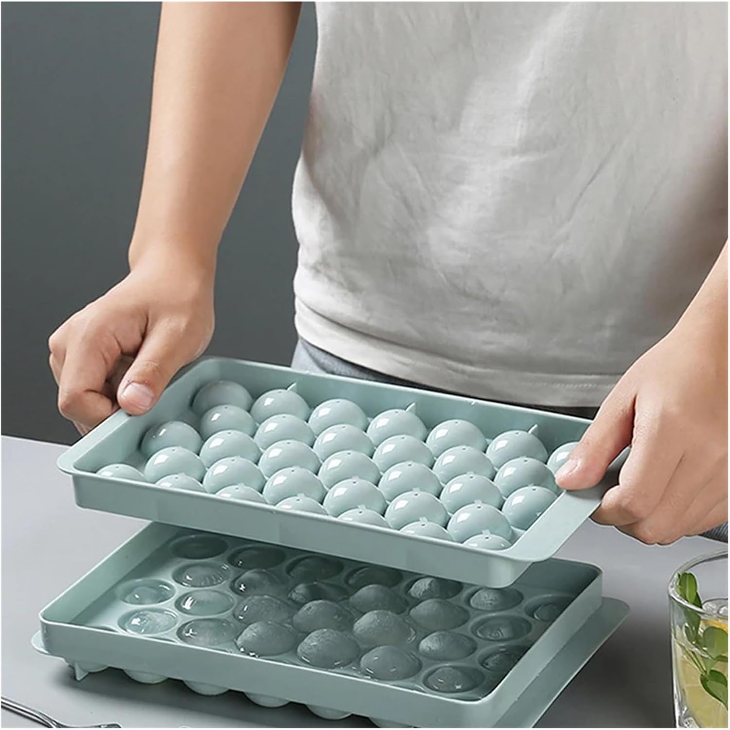 1Pc 3D Round Ice Cube Tray With Lid Plastic Diamond Spherical Style Mold DIY Mould Ball Maker Kitchen Tools