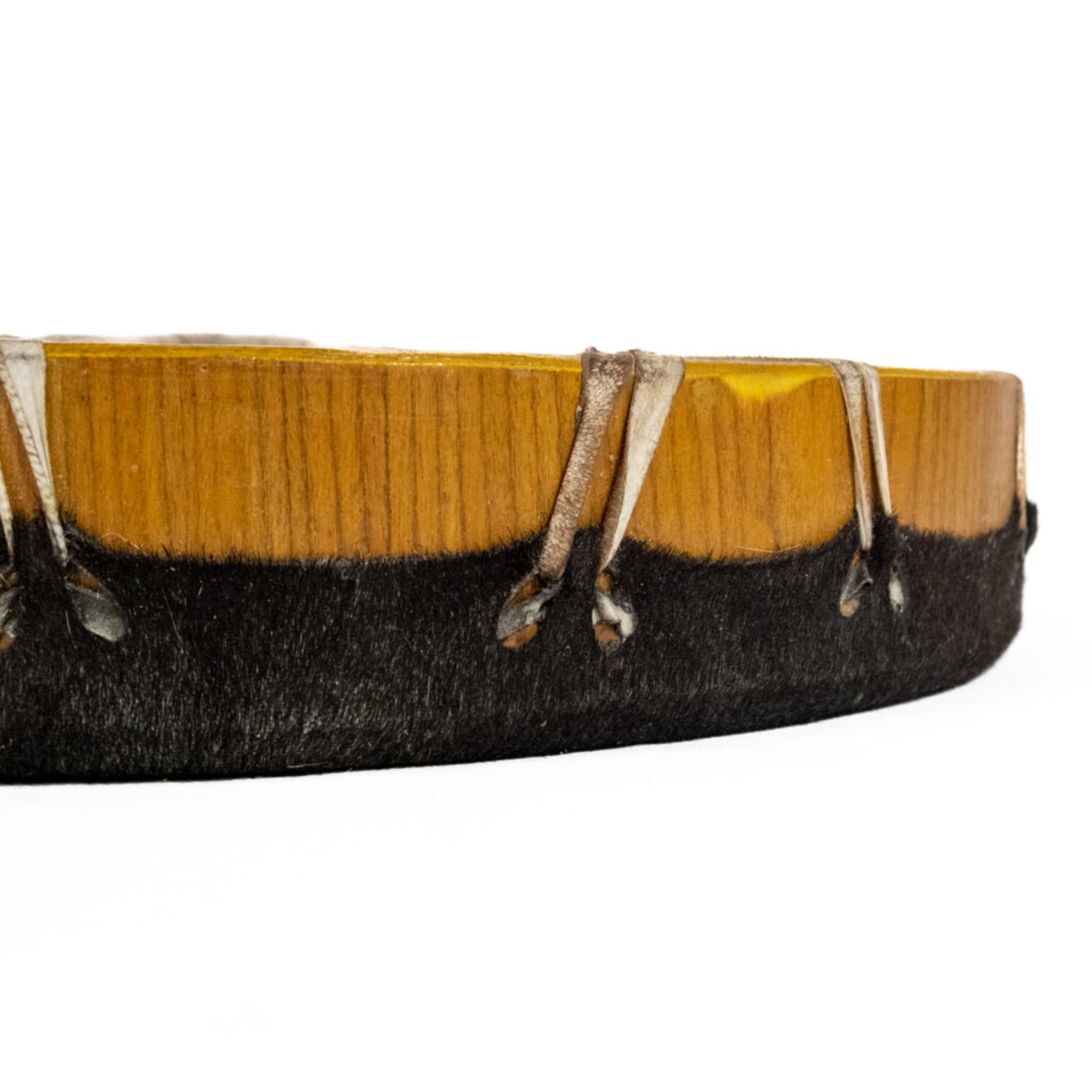 Round Shaman Drum, Shaman Drum - Natural Hairy Goatskin with Plush Beater (35cm), Brown, 14in (35cm) diameter - Image 4