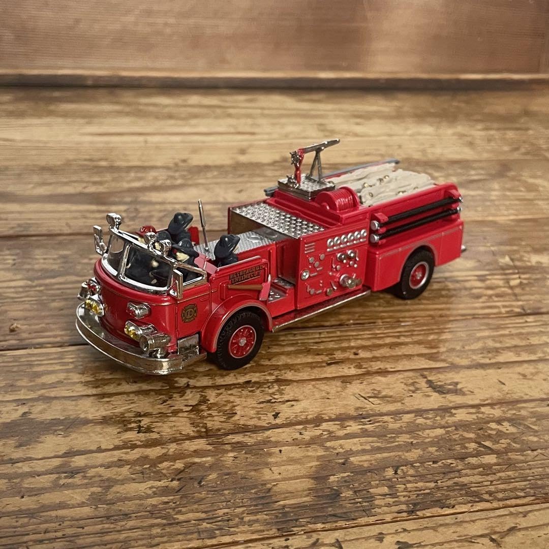 Amazon.co.jp: コーギー corgi toys 消防車 救急 ディンキー dinky