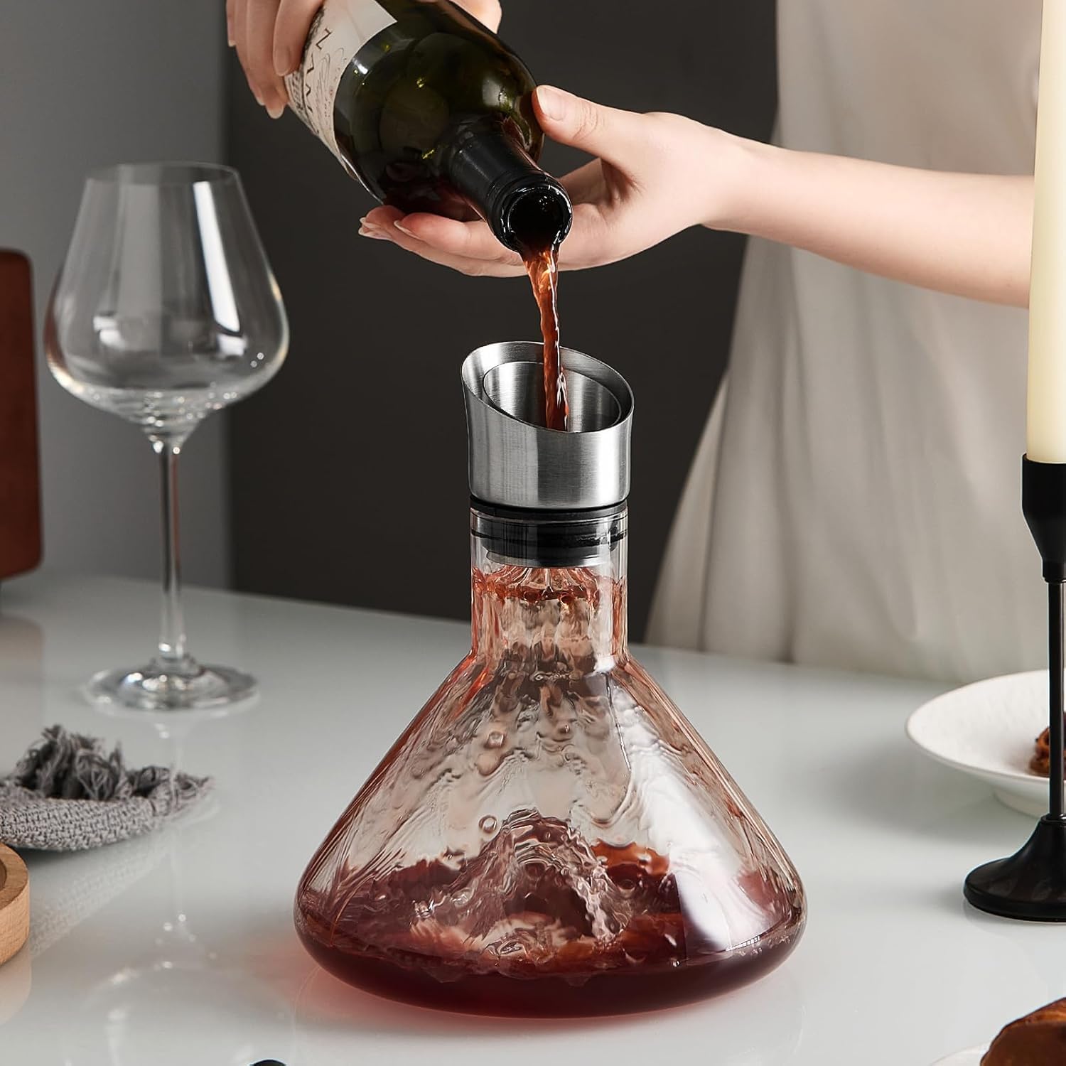 Iceberg Carafe à décanter à vin rouge en cristal avec aérateur, 1500 ml, en acier inoxydable, bec verseur anti-goutte, filtre aérateur intégré, cadeau de Noël (transparent)