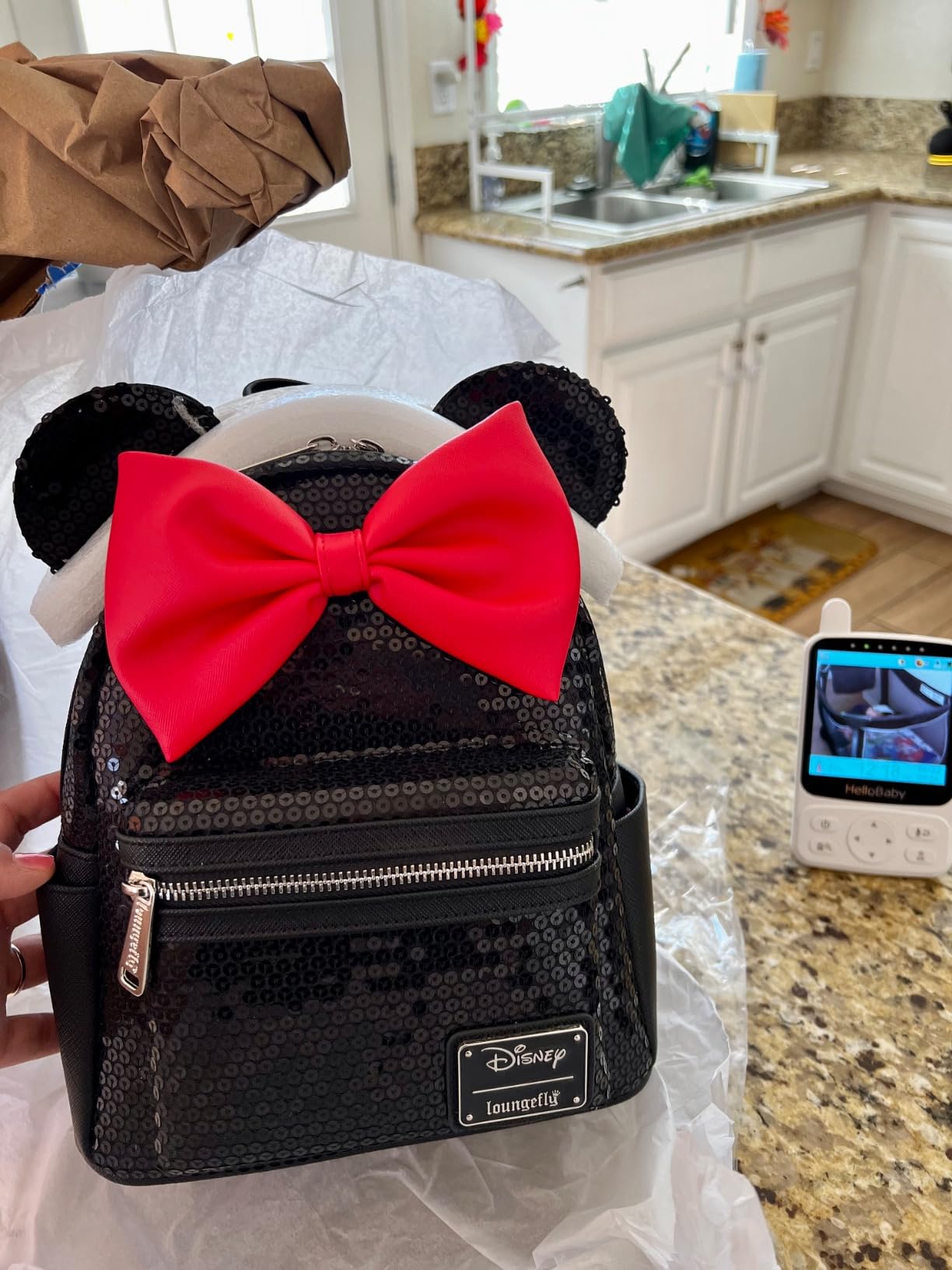 Loungefly Disney Minnie Mouse Black Sequin Womens Tunisia | Ubuy display picture 3