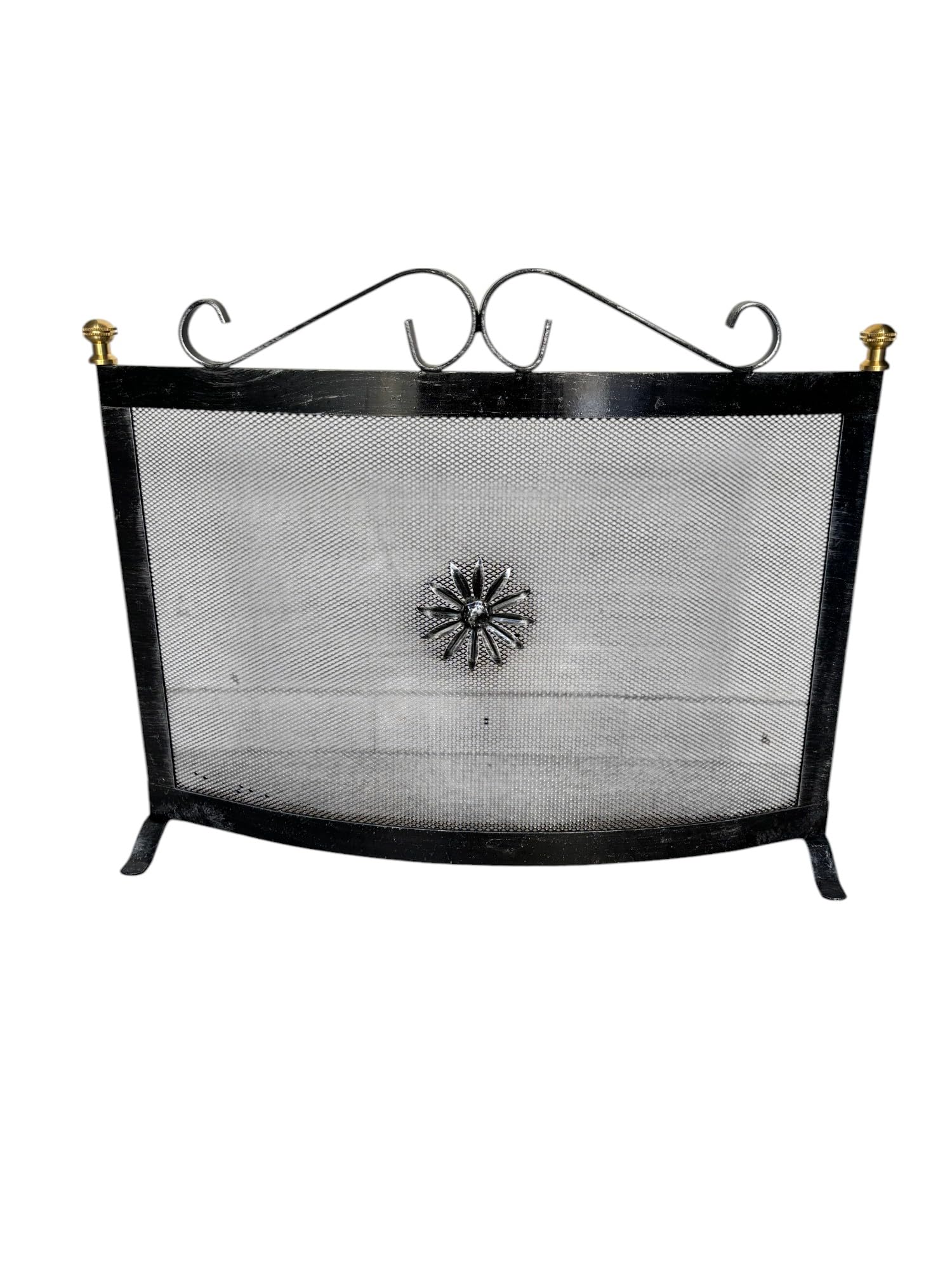 Parascintille per Camino Curvo in Ferro, 60x46 cm,Parafuoco con Pomelli in Ottone Made in Italy