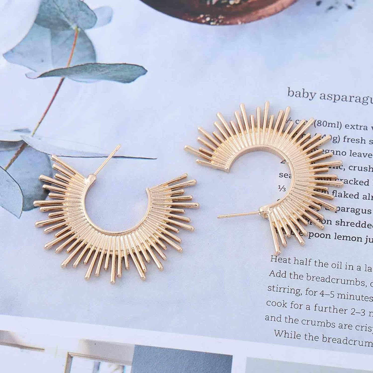 Punk Sunburst Stud Earrings Spike Hoop Stud Gold Sunshine Earrings Exaggerated Starburst Open Sun Jewelry for Women - Image 4