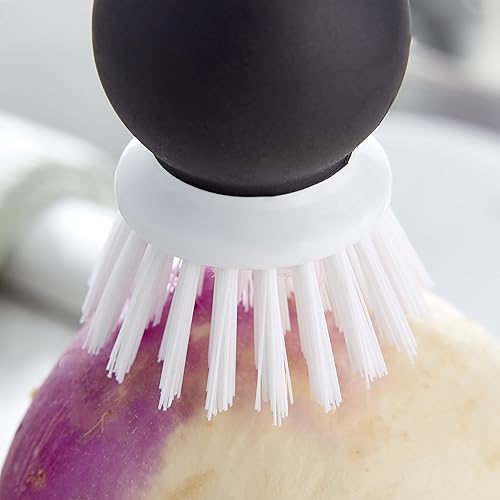 Miniatura 5 de KitchenAid Cepillo de verduras de agarre suave para frutas y verduras de piel dura, cerdas resistentes para fregado duro, mango suave para un óptimo