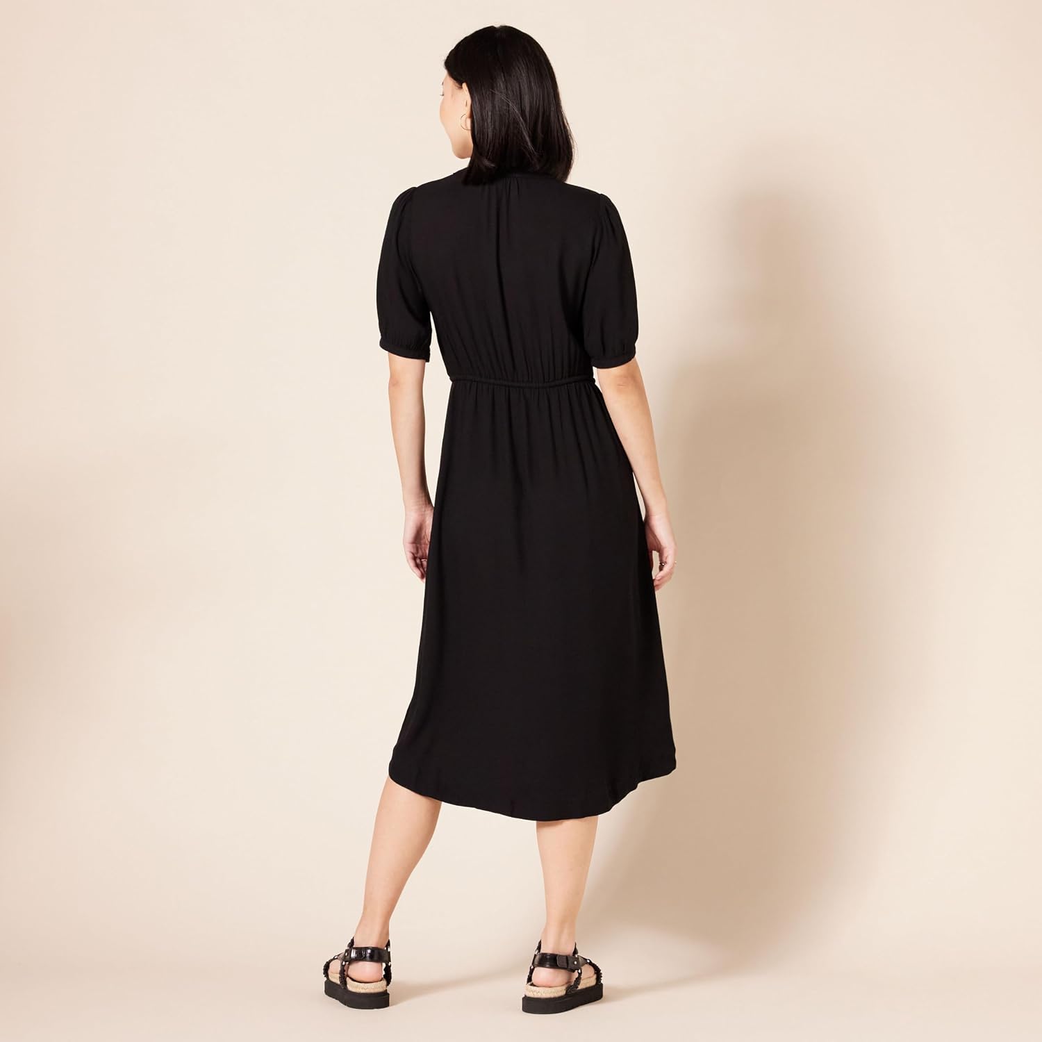 Amazon.com: Amazon Essentials Women's Relaxed Fit Half-Sleeve Waisted