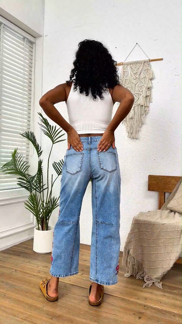 Flamingals Women's Mid Rise Straight Leg Raw Hem Embroidery Side