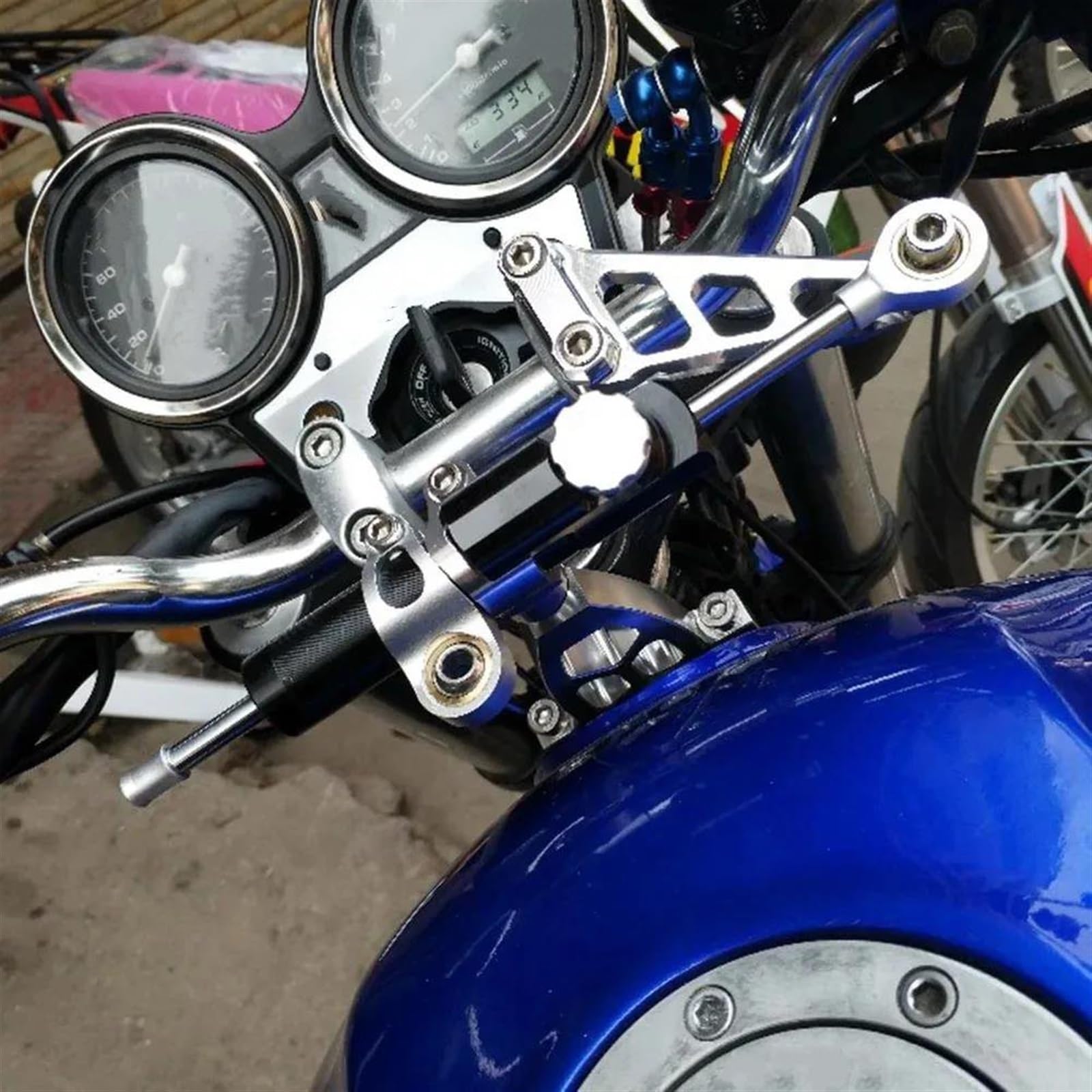 Lenkungsdämpfer Einstellbarer Lenkungsdämpfer-Halterungssatz Für Motorräder Für H&onda CB600F Für Hornet CB650F CB650R 750 750F Stabilisator(Farbe 1)