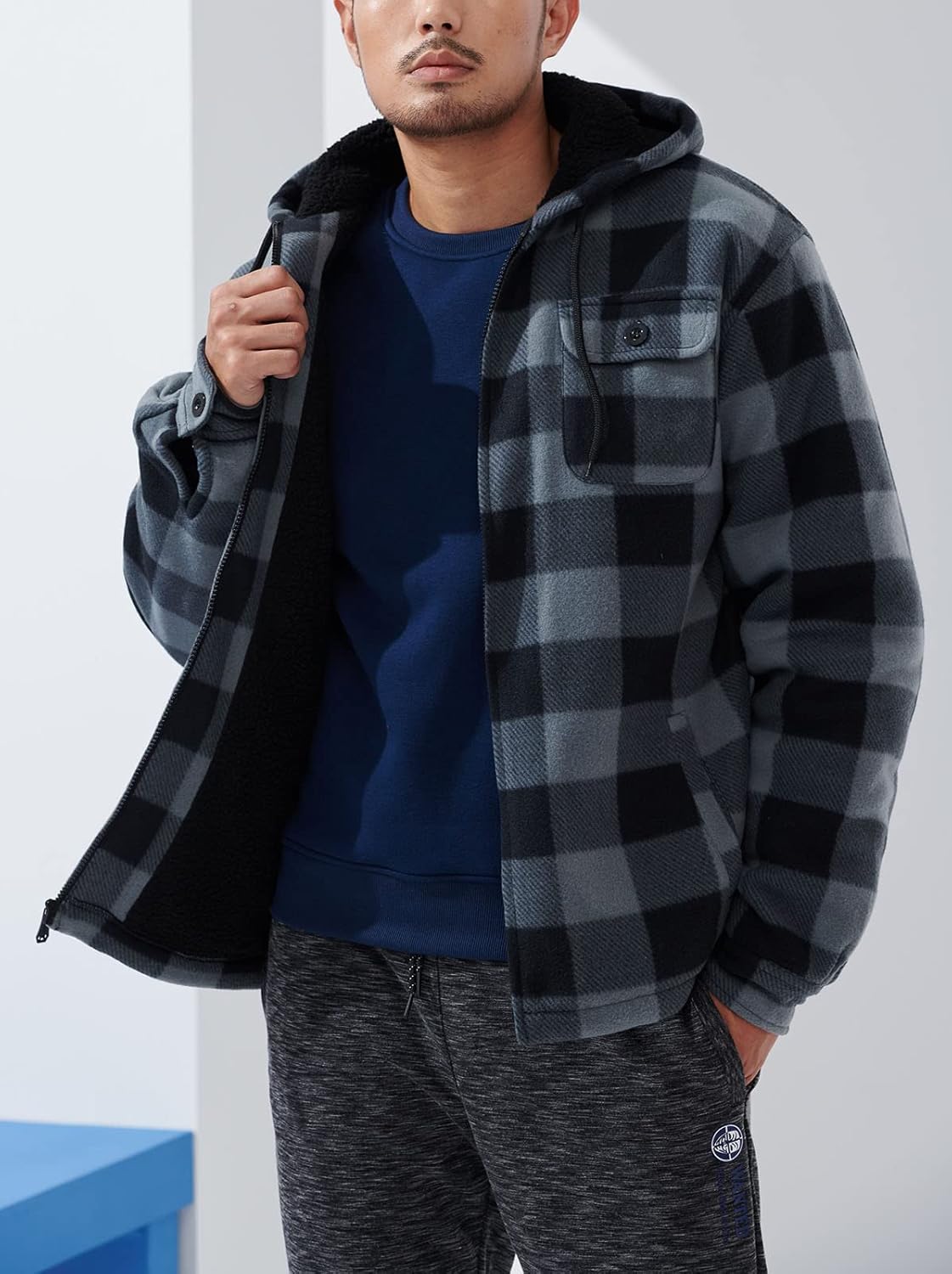 LeeHanTon Heavyweight Hoodies for Men Jackets Comfy Sherpa Lined Zip Up Hoodie Coats with Pockets Outerwear - Image 3