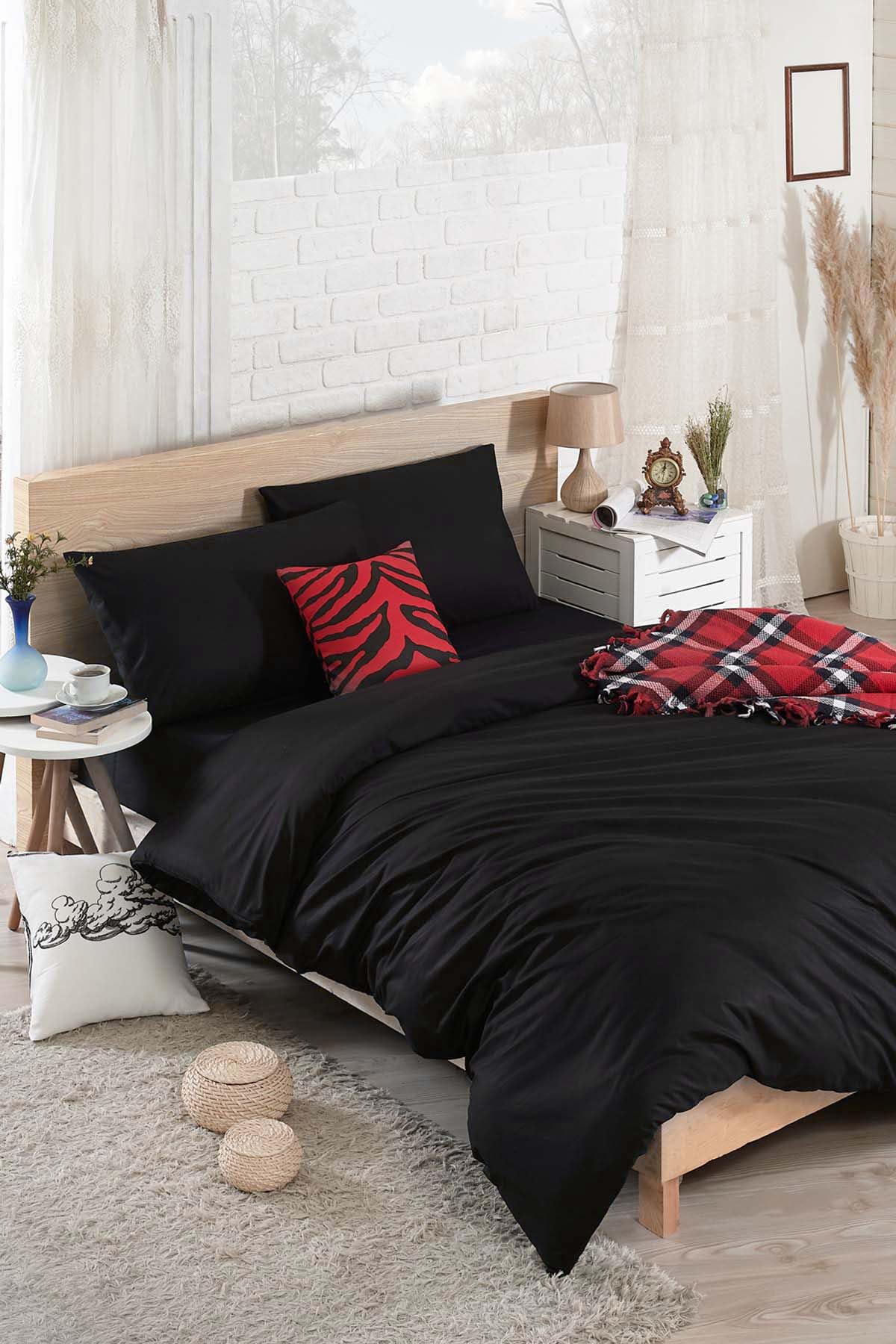 Parure de lit double 200 x 200 cm noire confortable avec 2 taies d'oreiller 80 x 80 cm