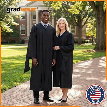 فستان التخرج الفاخر من Gradwear