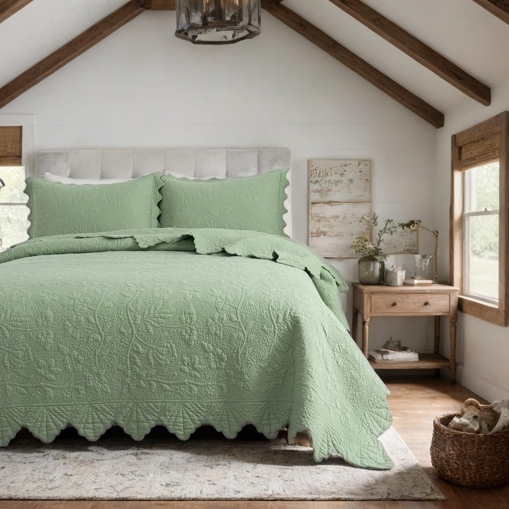 Brandream Luxury King Size Quilt Set Cotton Cottagecore Sage Green Floral Vine Stitching Scalloped Edge Quilts 3-Piece