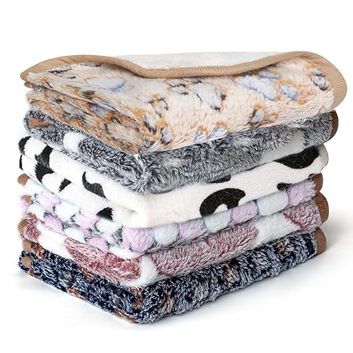 6 Pcs Absorbent Guinea Pig Blankets Washable Small Animal Fleece Bedding Cage Liners Reusable Pet Pee Pad Sleep Mat Pad Cover for Hamster Ferret Rabbit Chinchilla Hedgehog (16"x24") - Black - 16" x 24"