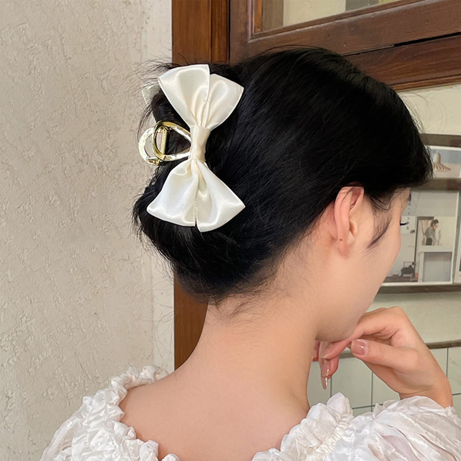 Amazon.com : AEGYPIUS Bow Claw Clip, 4.7 Inches White Bow  display picture 1