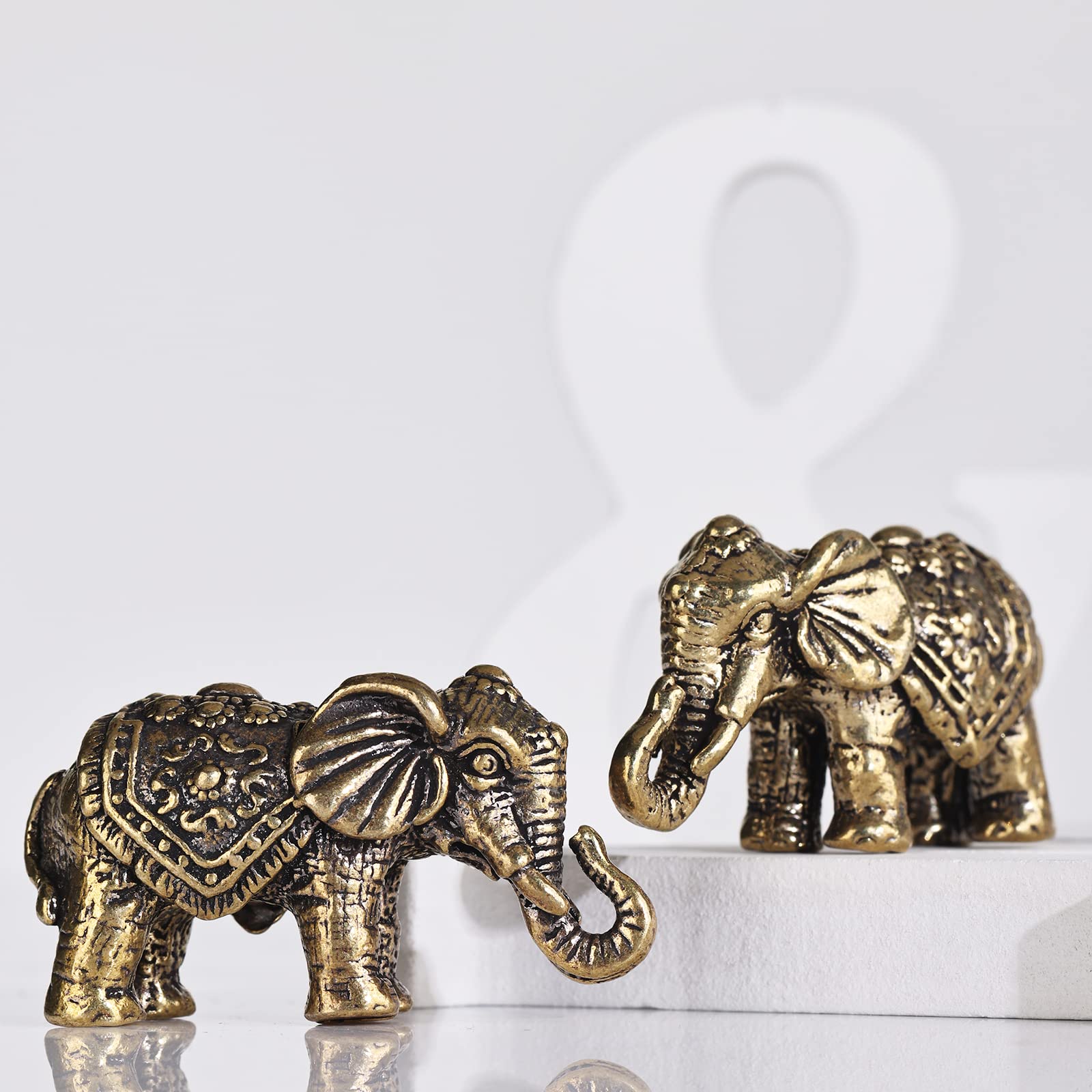 真鍮　風水象　オスメス2体セット　黄銅製 Amazon.co.jp: 真鍮装飾 象の像 2個セット 幸運の真鍮の象の置物
