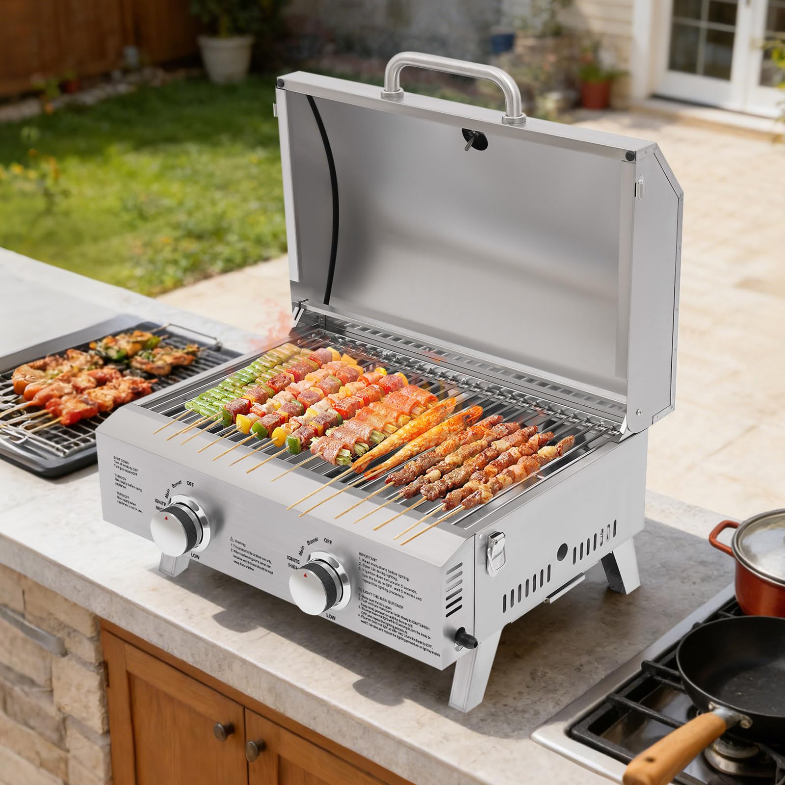 Barbecue a gas in acciaio inox, 2 fuochi, pieghevole, per esterni, portatile, con raccordo e pietra per pizza, metodo di accensione piezoelettrica, per tutti gli esterni, 55,8 x 45 x 38 cm