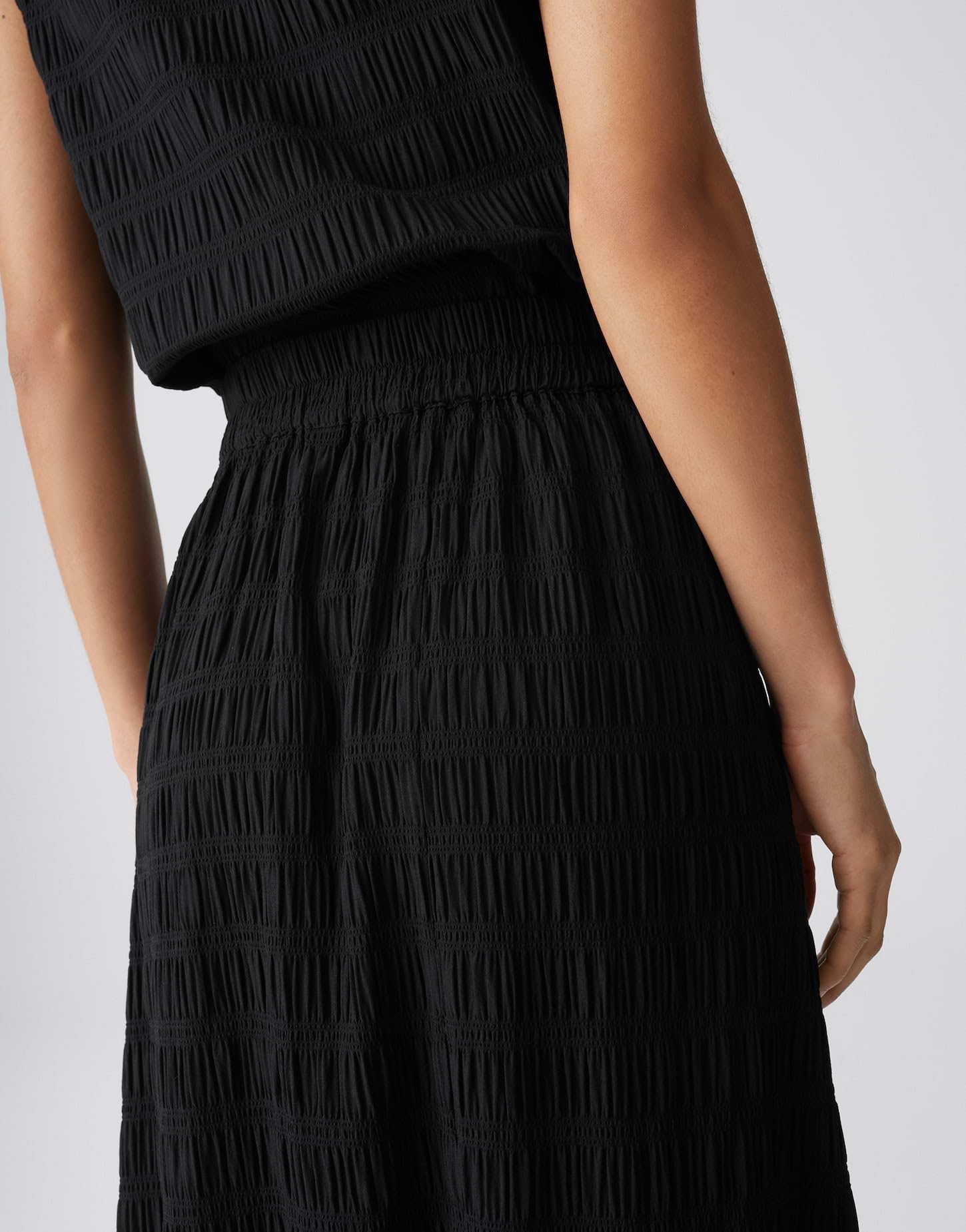 OPUS Damen Midirock | Midirock mit gesmokter Textur