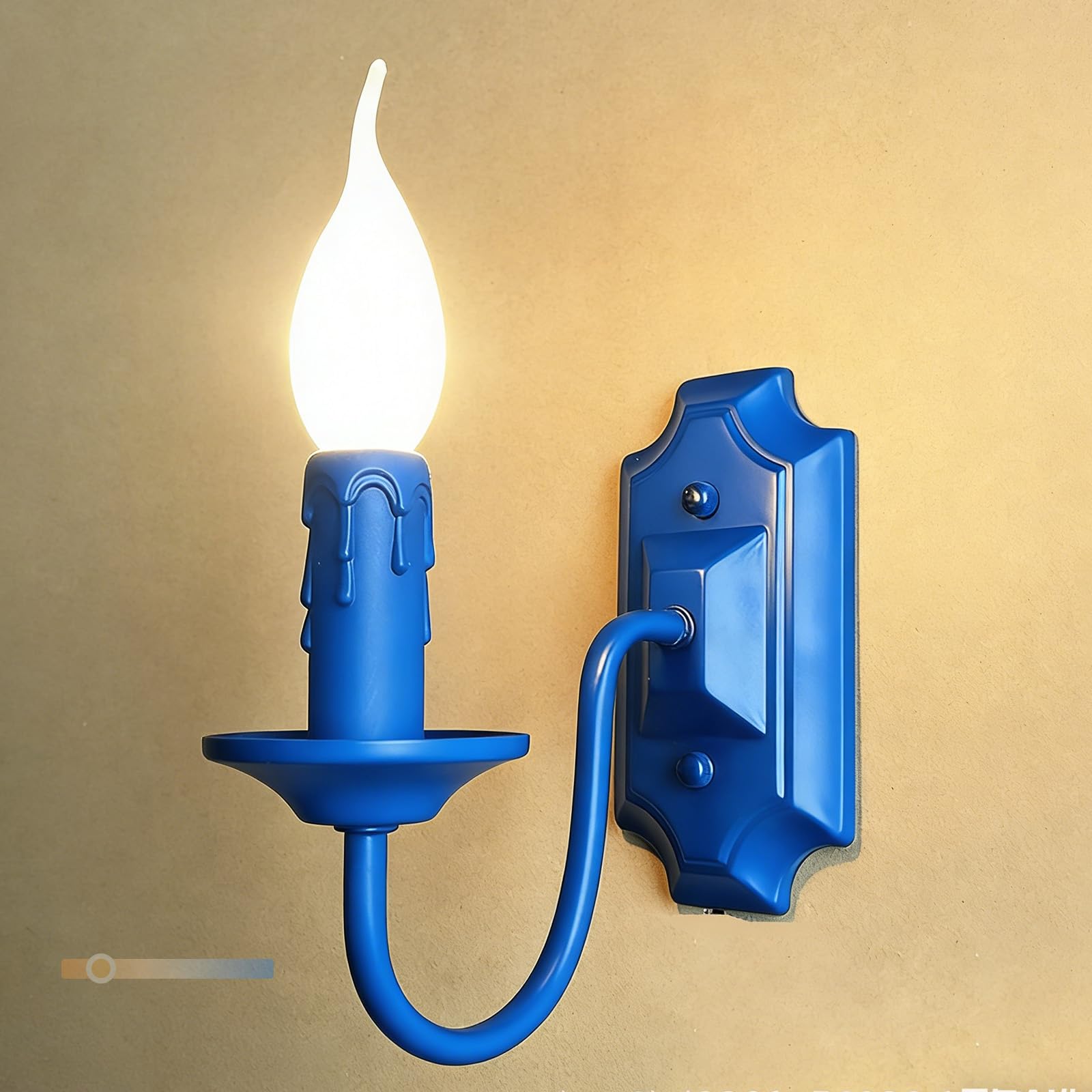 Apliques de pared vintage regulables en azul con casquillo E14 para iluminar el dormitorio 8
