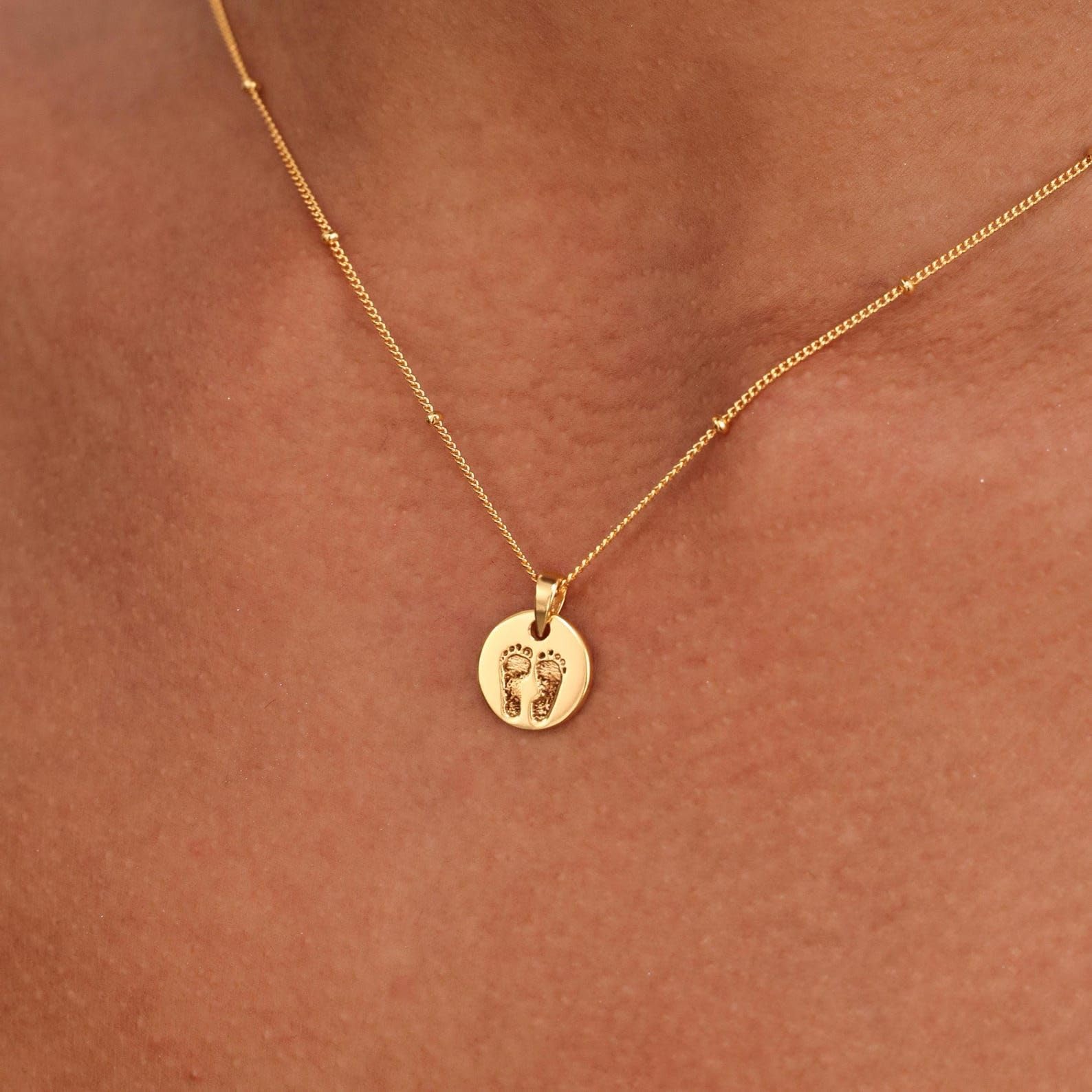 Mini círculo colgante huella del pie Collar plata de ley 925 bebé huella de la mano collares Día de la madre hechos a mano