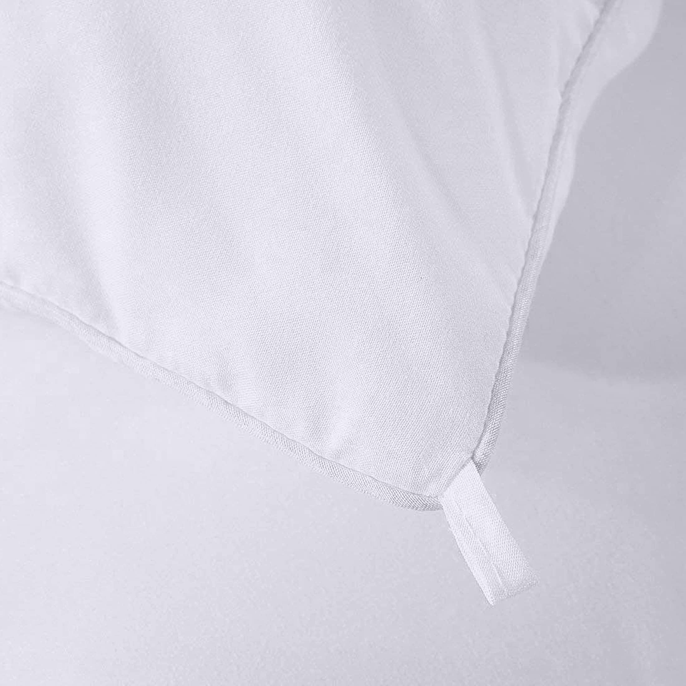 Utopia Bedding Piumino 200 x 200 cm, Piumone Leggero per Letto Una Piazza e Mezza, 100% Imbottitura in Fibra Cava, Trapunta in Microfibra per Tutte Le Stagioni (Bianco)