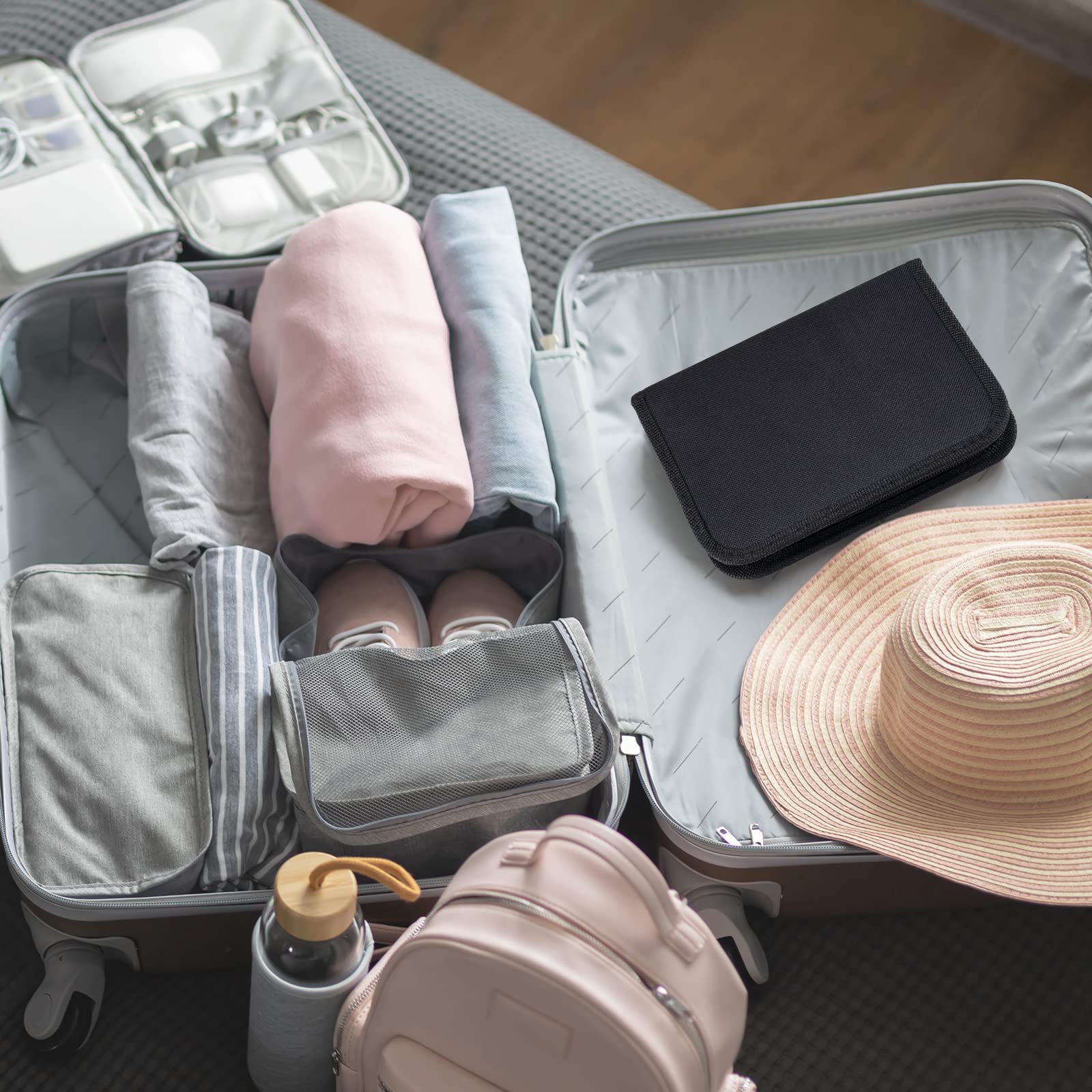 Carehabi Set da cucito, 128 pezzi, accessori da cucito, 40 bobine di filo, completo per principianti, viaggiatori, parenti e amici, nero