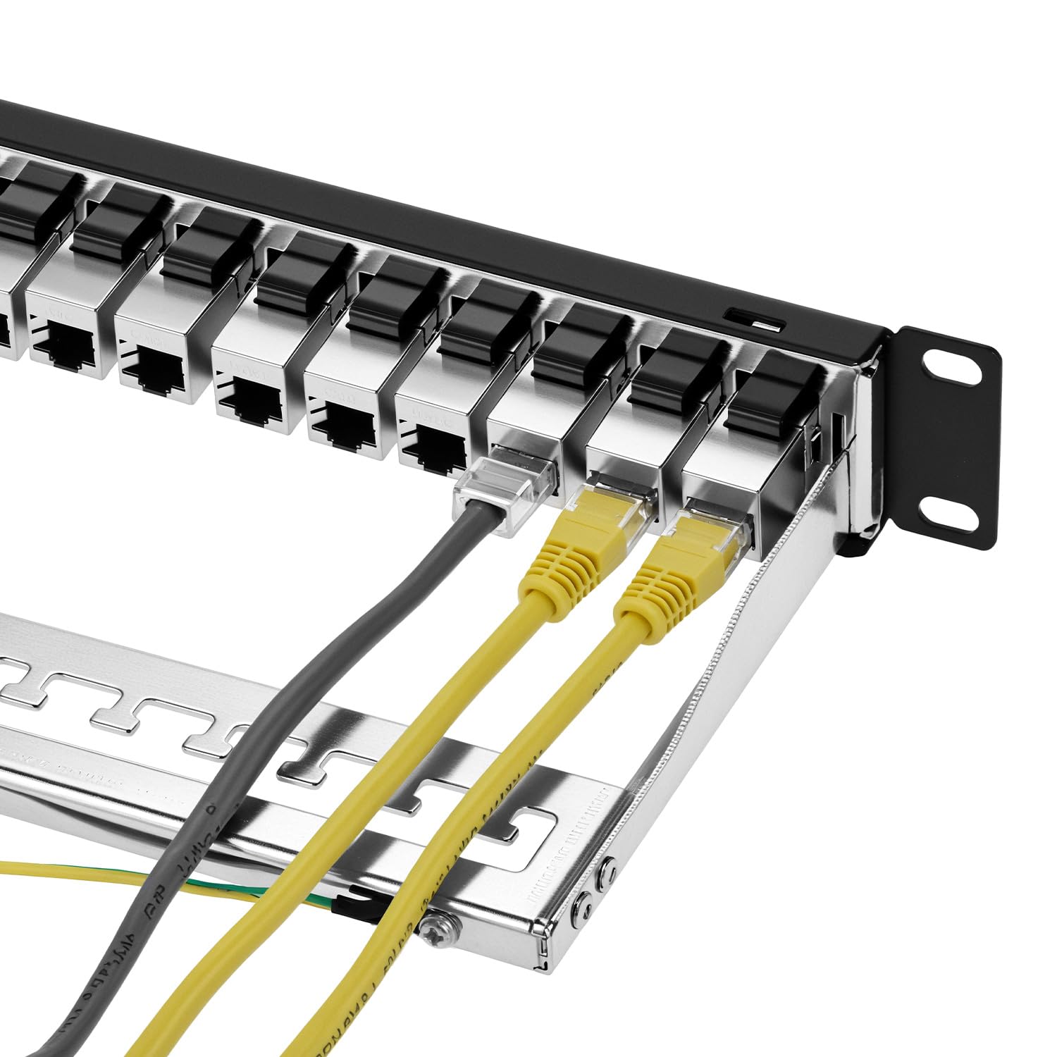 QWORK Patch Panel 24 Port Cat6A with Keystone 10G Support, Shielded 1U 19-Inch Network Patch Panel with Detachable Back Bar for Cat7, Cat6