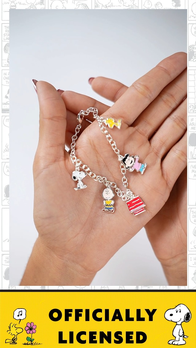 Amazon.com: Peanuts Womens Snoopy and Friends Charm Bracelet 7.5