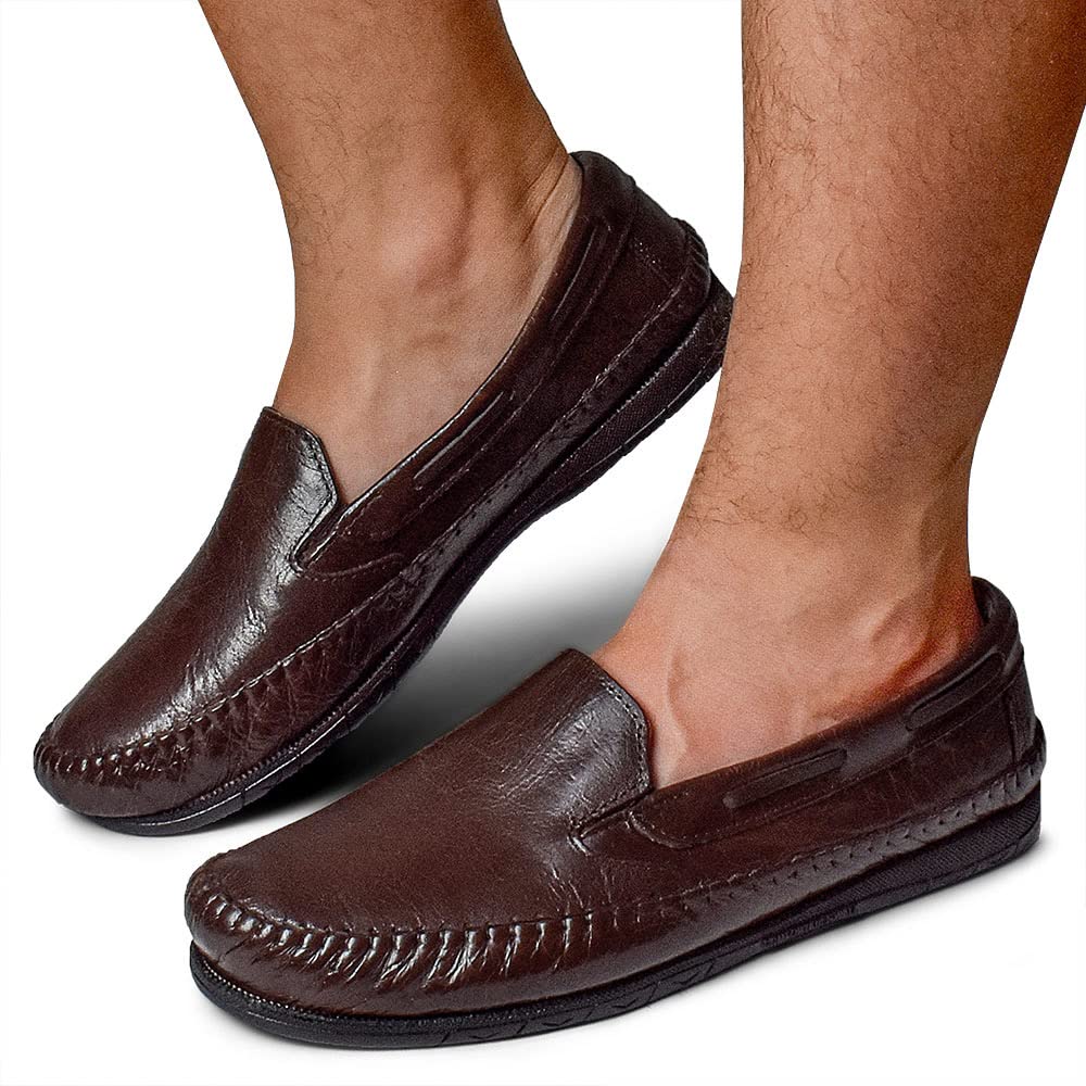 Sapatilha Masculino Mocassim Couro Legitimo em promoção! Veja a oferta e mais achadinhos de Sapatos 3 Hoje é o melhor dia para comprar Sapatilha Masculino Mocassim Couro Legitimo com aquele preço maroto! Promoção! Aproveite a oferta! 3