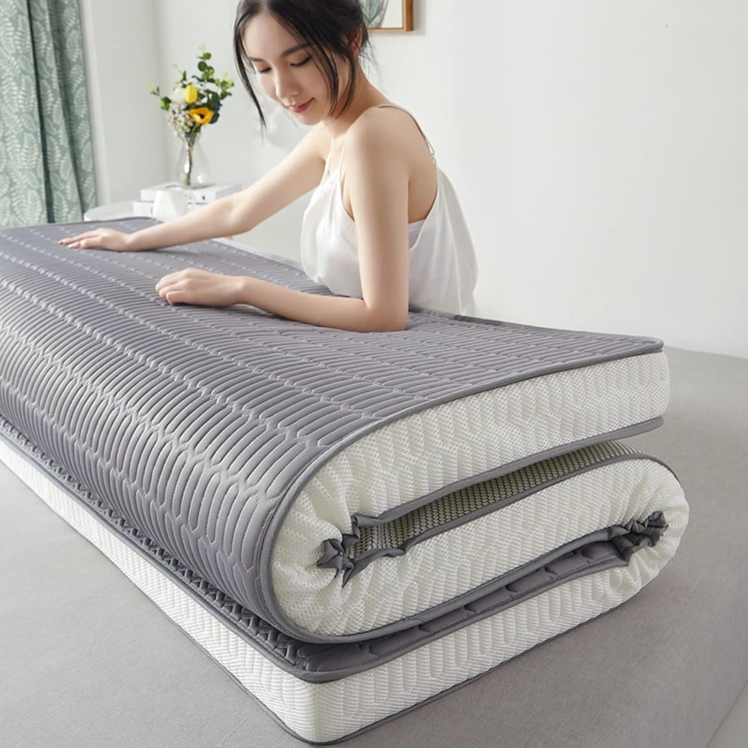 Japanese Floor Futon Mattress Thicken Folding Bed Mattress Anti-Slip Folding Futon Mat Latex Memory Sponge Floor Mat Sleeping Pad Nap for Living Room Bedroom Hotel (90 * 190cm)