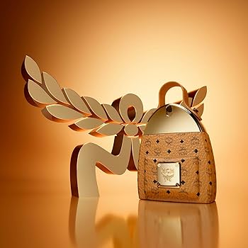 MCM ULTRA 香水 1.7 oz ゴールド 50ml オーデパルファム 50ML MCM Ultra オーデパルファム レフィルキット ゴールド | MCM ®JP