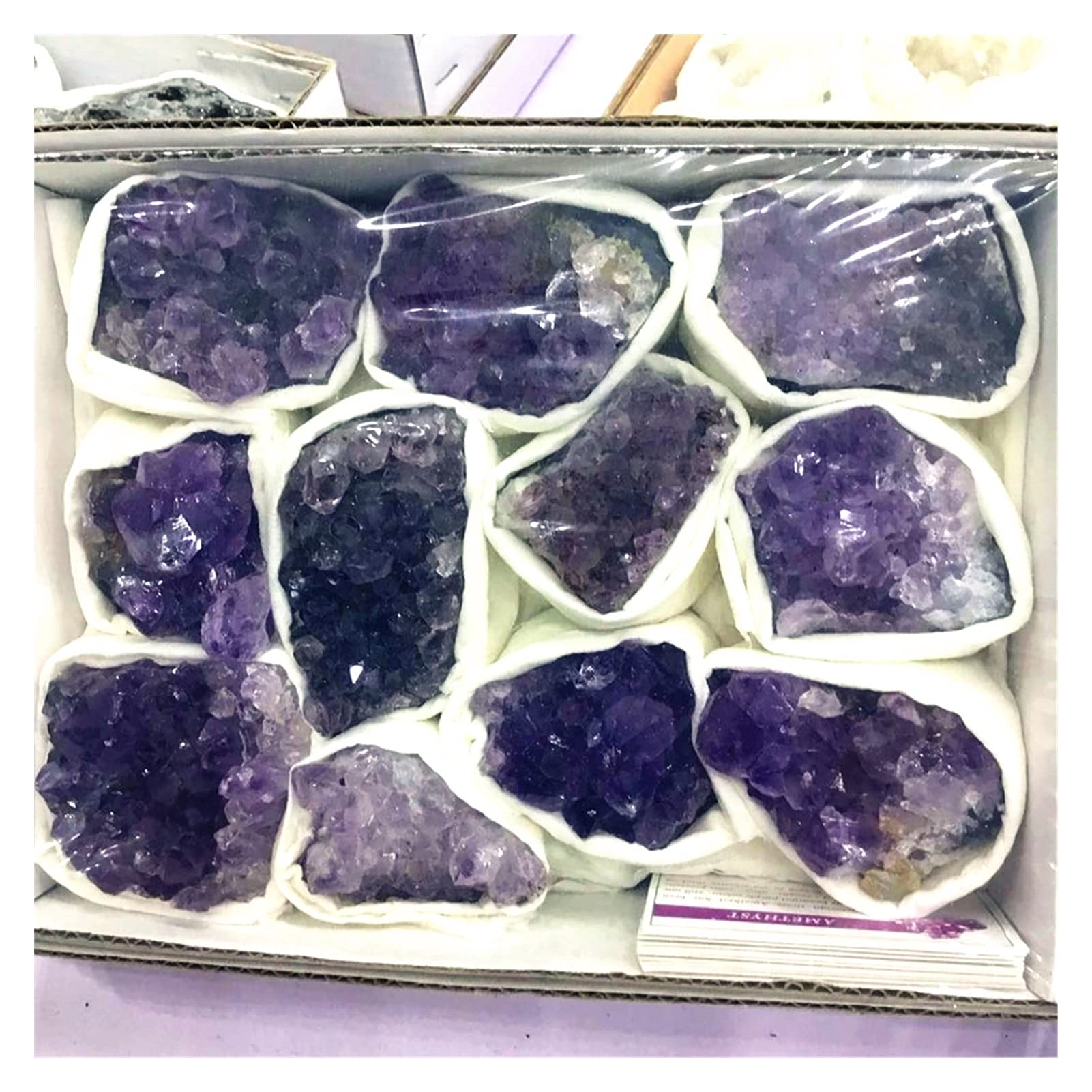 Spécimens minéraux d'améthyste : grappe de cristal de quartz naturel violet brut