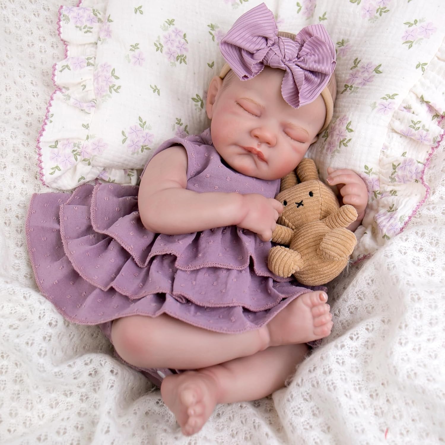 Realistic Newborn Reborn Baby Dolls - 20" Lifelike Girl Baby Dolls, Sleeping Newborn Baby Doll Cloth Body, Gift for Kids 3+, Grandma, New-Parents, Collectors