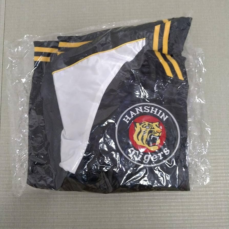 2023 阪神タイガース チキンラーメン スカジャン Amazon.co.jp: 激レア2023年阪神タイガース チキンラーメンCP