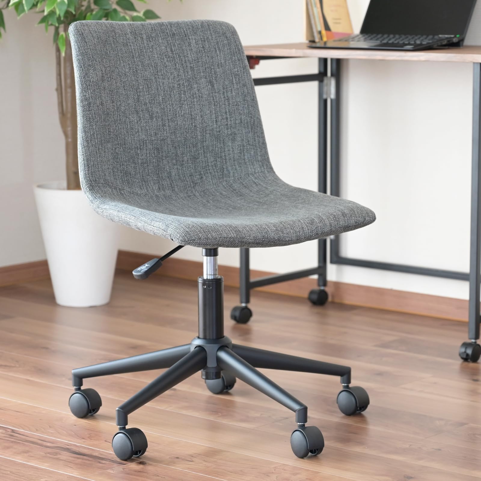 オフィスチェア デスクチェア chair パソコンチェア 椅子 キャスター付き Amazon｜山善(YAMAZEN) パソコンチェア キャスター付き 幅56×奥行55×高