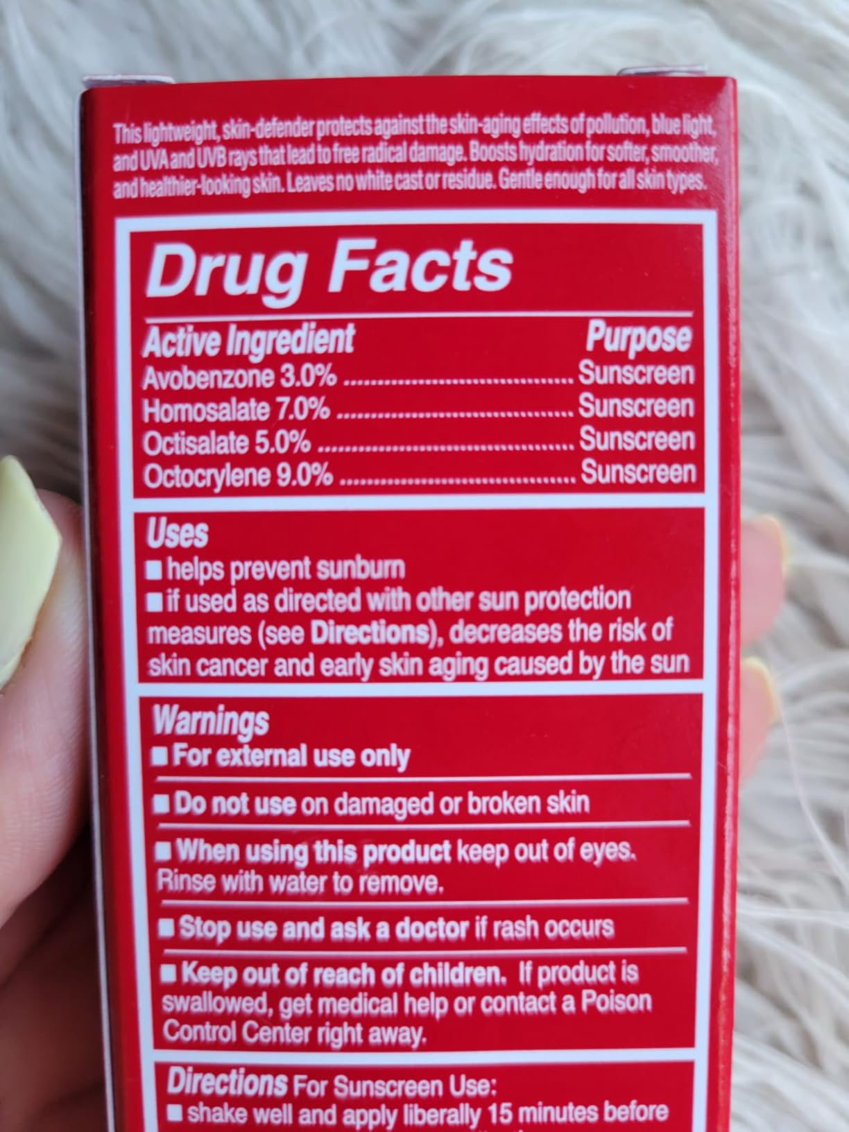 Revlon Consumer Products Corp. Elizabeth Arden Eight Hour HydraPlay Daily Defense Nourishing Fluid Broad Spectrum Face Sunscreen SPF 40, No White Cast, Non-Comedogenic, Fragrance-Free, 1.7 fl oz