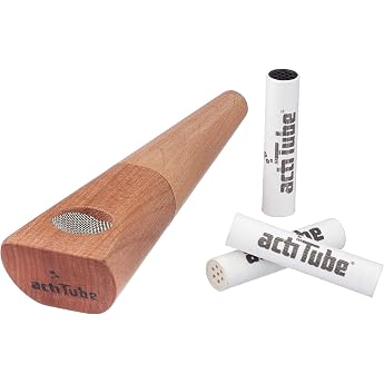 Tune pipe made of pear wood, more smoking pleasure thanks to activated carbon, 11.5 cm long