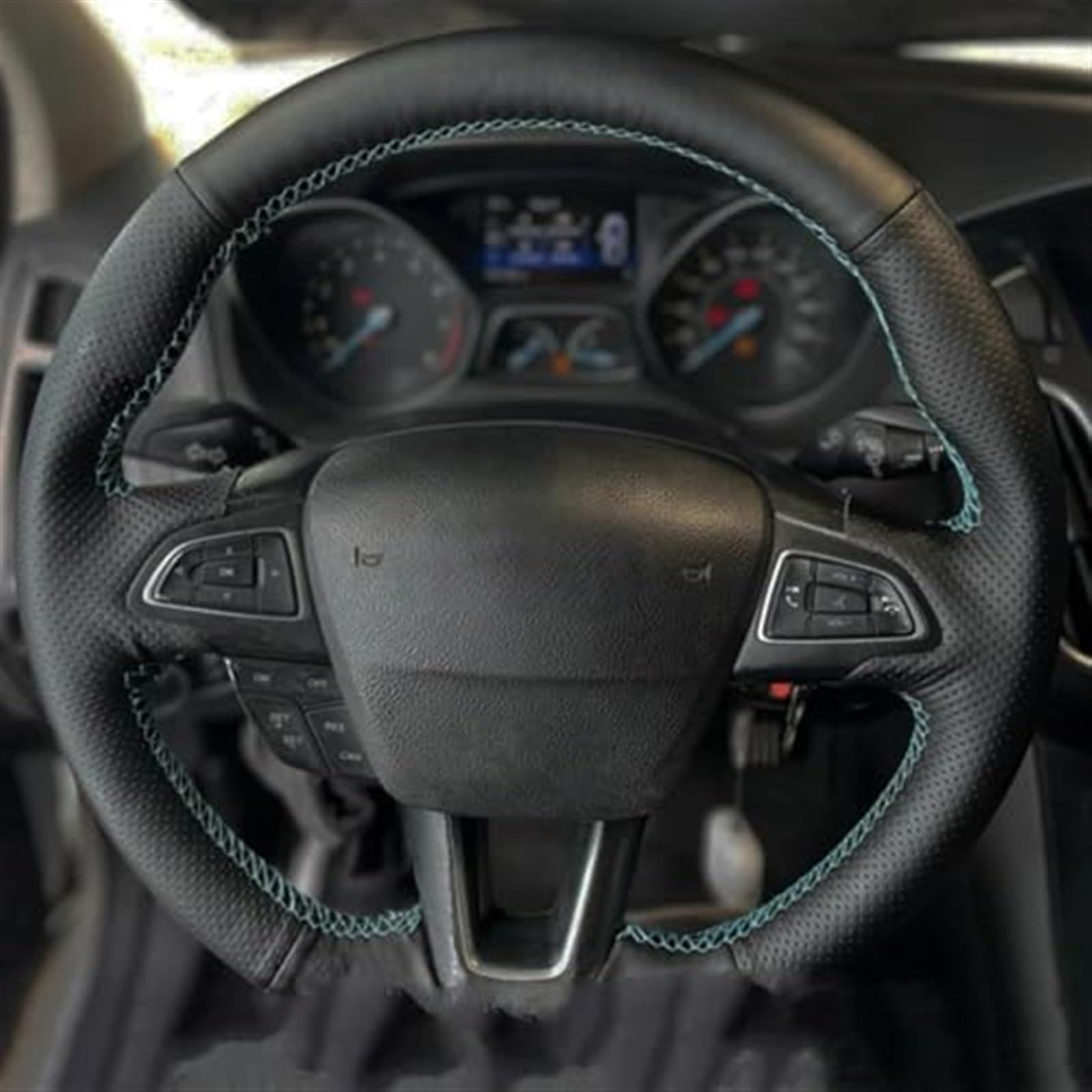 Osłona kierownicy samochodu, do Focusa, 3, do ucieczki, do C-MAX, do Ecosport, do Kuga, antypoślizgowy skórzany oplot samochodowy Osłona kierownicy(BLACK Yellow Thread)