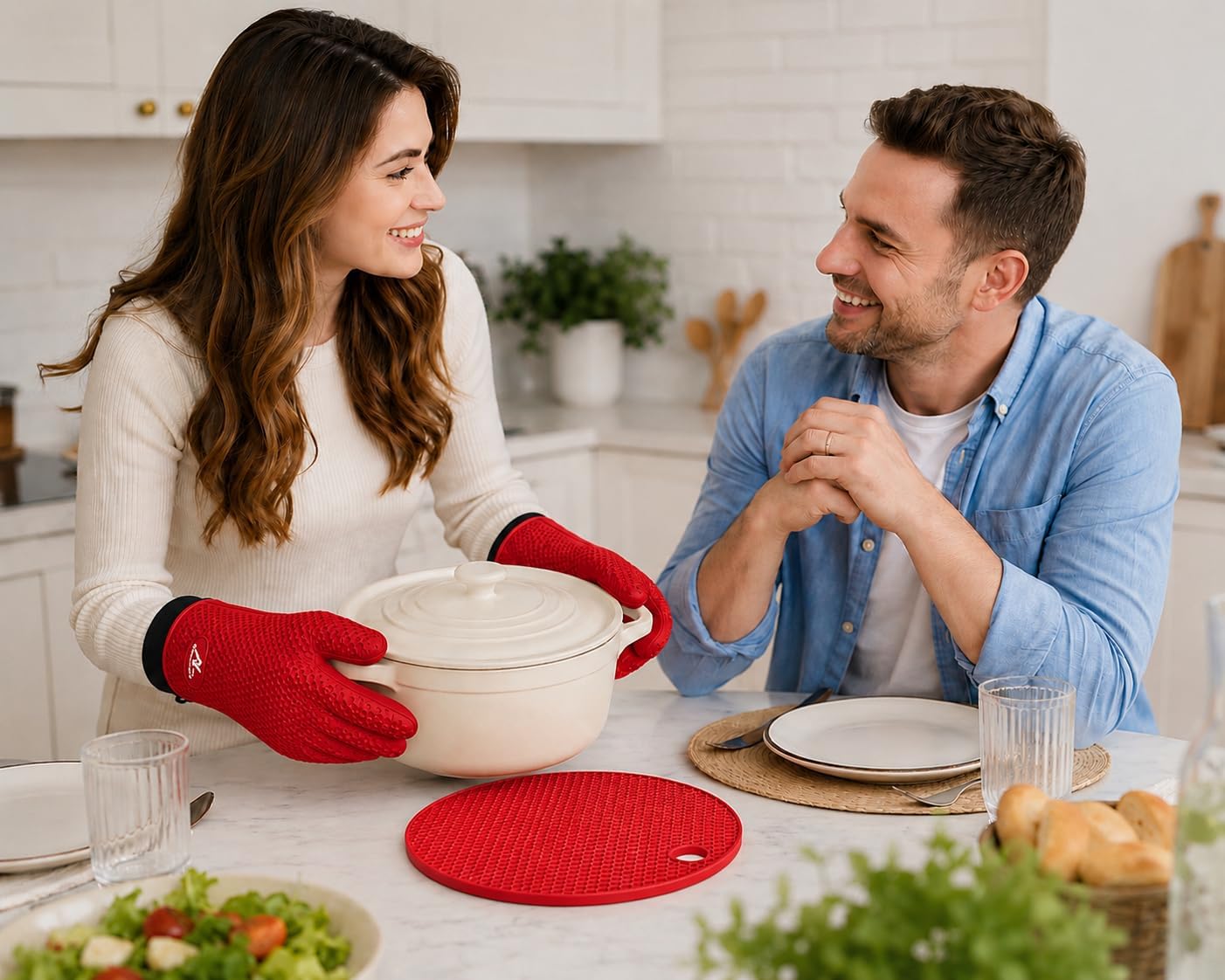 Silicone Oven Gloves, 500°F Heat Resistant, BPA-Free, Non-Slip, w/2 Trivets