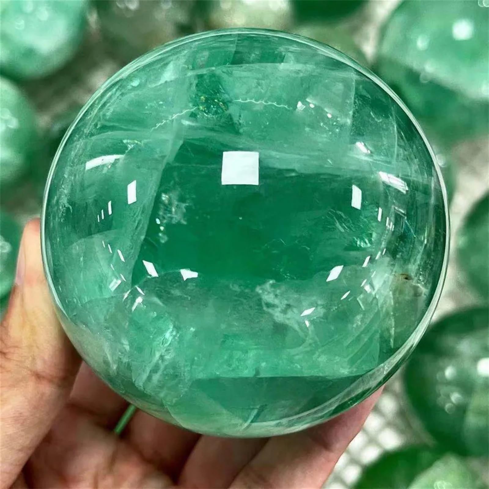 SHFTQXSLAT Green Fluorite Crystal Ball Stone Sphere Wicca Witchcraft Spiritual Room Decor Crystals Ornaments (Size : 900-1000g)