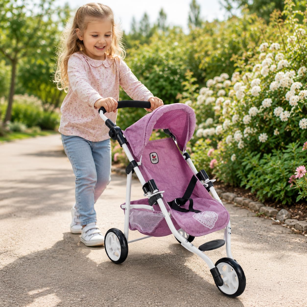 Bayer Chic 2000 Poussette Poupon Lola | Jogger Évolutif & Ergonomique | Une poussette jogger pour poupon haut de gamme, saine et évolutive pour accompagner votre enfant durant des années.