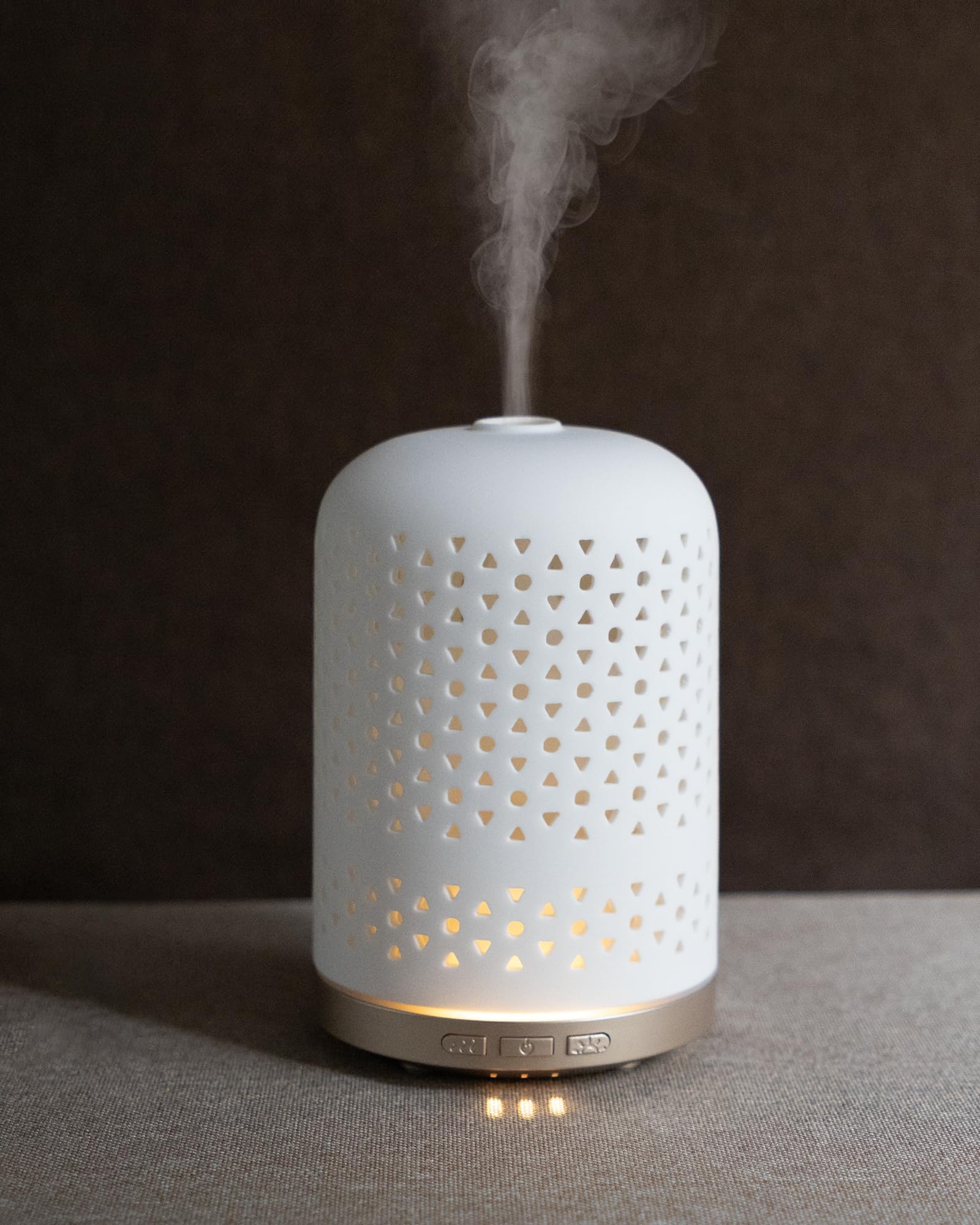 Essential Oil Diffuser, 2.4MHz Ultrasonic Cool Mist Aromatherapy Diffusers for Large Room, Ceramic Diffusers Decorative Aroma Diffuser, Quiet Air Diffusers for Home, Yoga, Spa, Room Decor