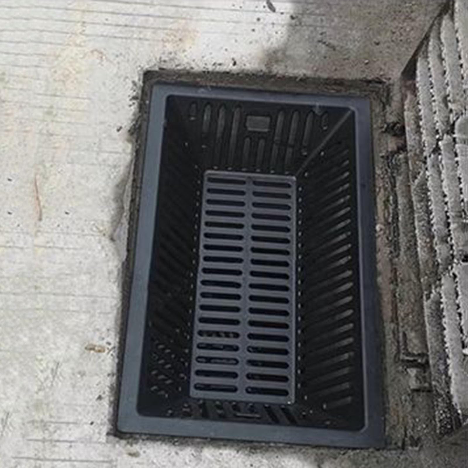 GOCHUSX Catch Basin Drain Filter, Square Catch Basin Drain Filter, Sinking Rainwater Outlet Trash Catcher for Garden, Lawns, Landscaping Patio Sidewalks(Black-1PC,59.5x59.5x15cm)