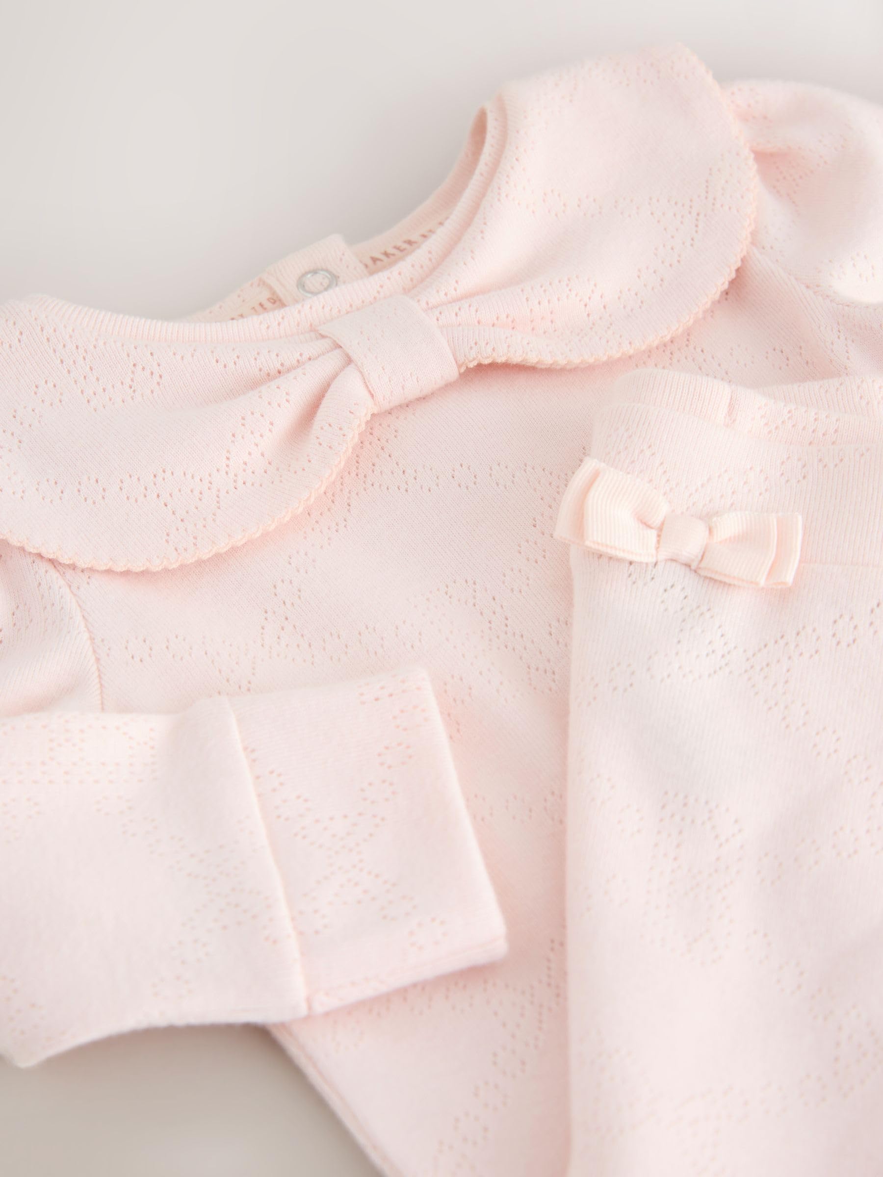 Baby Mädchen Bodysuit mit Lochstickerei mit Schleife und Leggings im 2er-Set