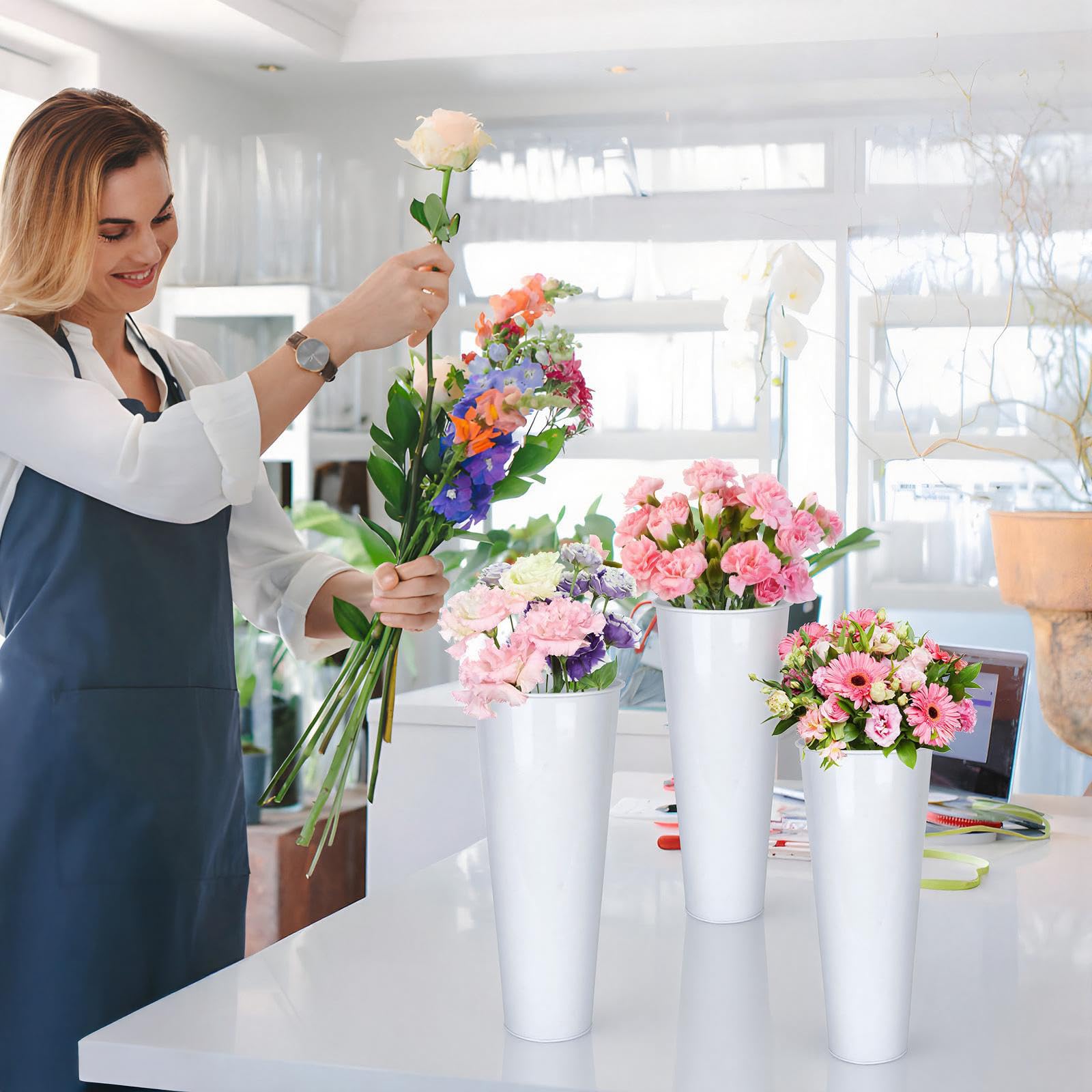 Blumenständer aus Metall mit 9 Eimern, Blumenwagen mit Rädern, Blumenbar für Hochzeit, Garten, Events, Party-Dekoration, Weiß