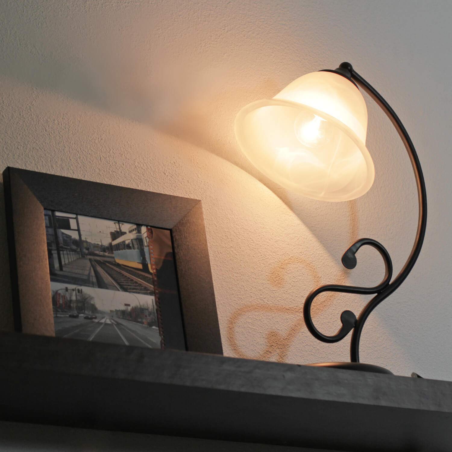 Easylight licht-erlebnisse Lampada da tavolo Dorothea con cavo stile rustico in nero opaco e vetro alabastro E14 ideale per scrivania comodino camera da letto, salotto