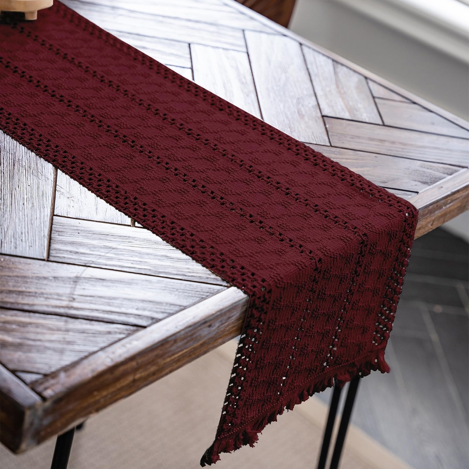 Chemin de Table Champetre 33x275 cm, Décoration de Table Salle à Manger Crochet Rouge Foncé Uni avec Pompons