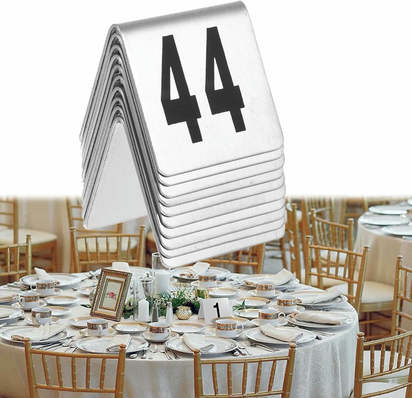 Numéros de table en métal robustes et faciles à nettoyer pour banquets et réceptions