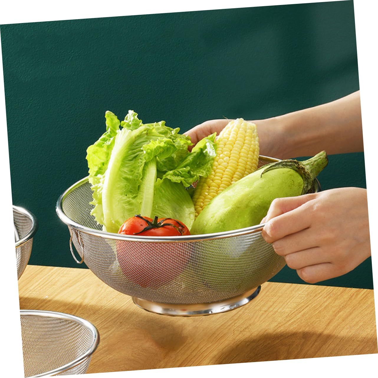 COLLBATH Fine Mesh Stainless Steel Strainer Multifunctional Kitchen Colander for Filtering Soybean Milk Fruits and Vegetables Easy to Use Sieve for Home Cooking - Image 2
